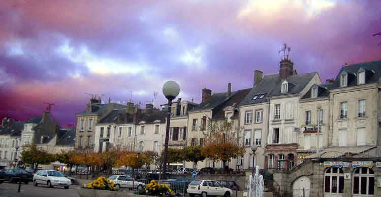 Place Saint Pol, Nogent le Rotrou, 3 novembre à 17 heures.