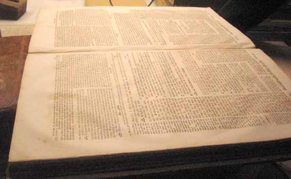 Talmud du XVIII7me siècle, provenant d'un musée américain